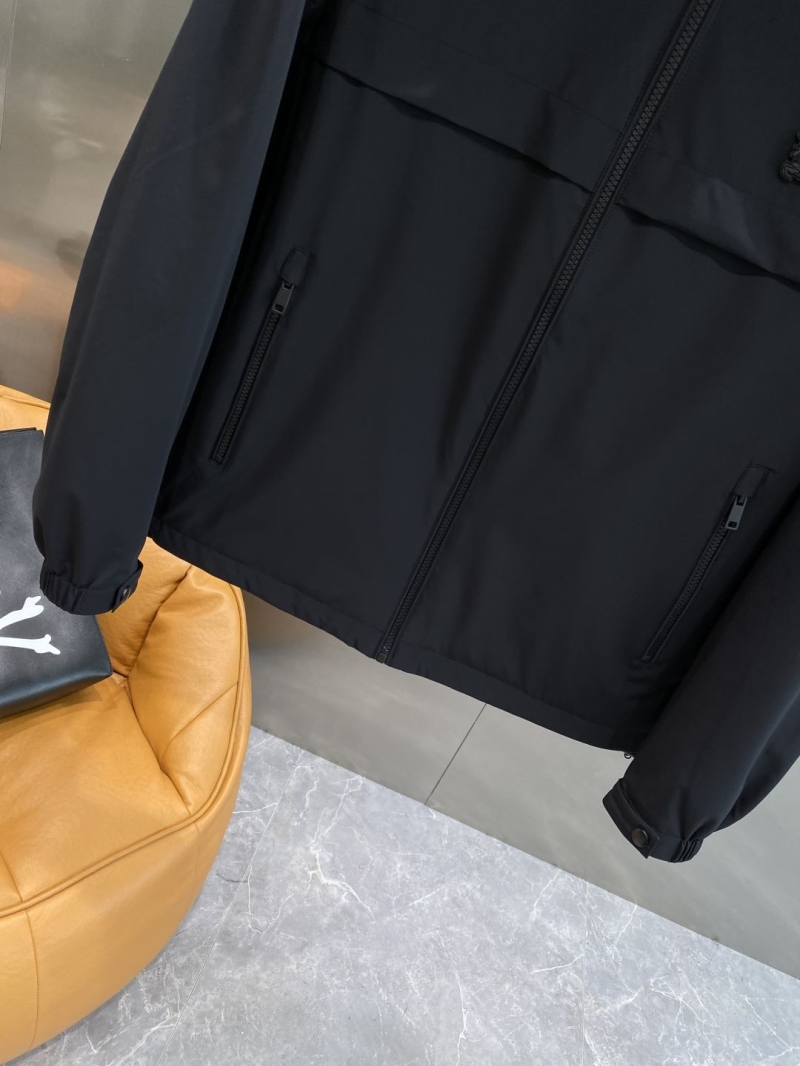 Bv*b*rry outwear